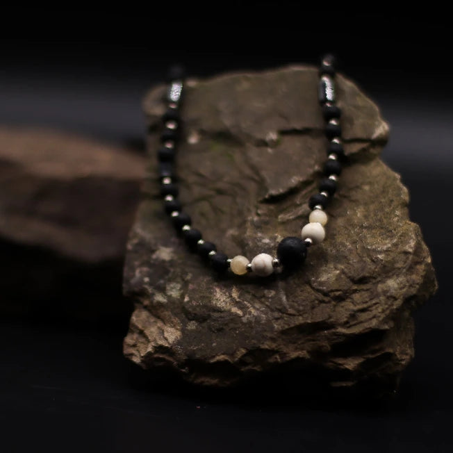 Collana Essenza del Vulcano Connessione Culturale dettaglio - Pleyas