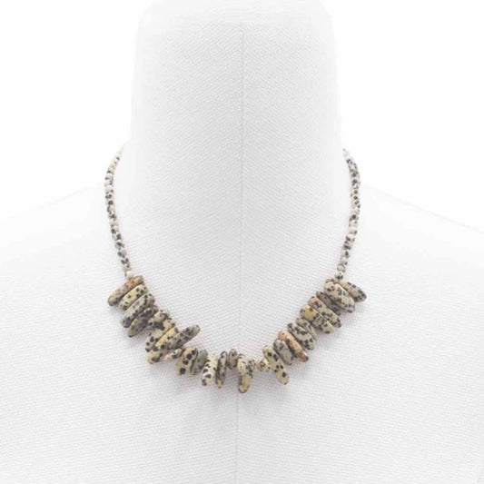 Collana Chips Lunghe Pietra Dalmata Gioia e Leggerezza - Pleyas