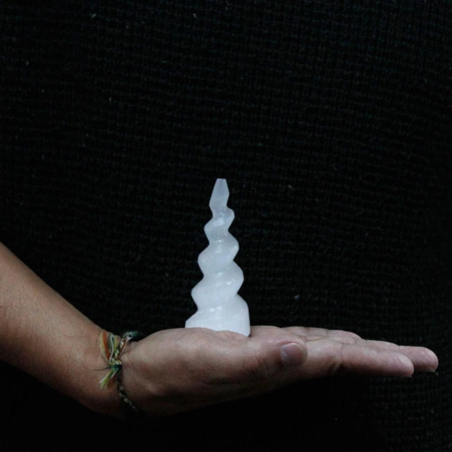 Torre in Selenite Unicorno 10 cm - Pleyas