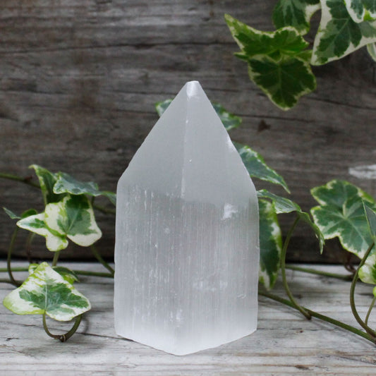 Torre in selenite a punta 10 cm cristallo naturale